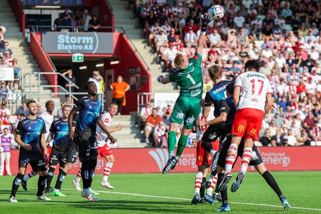 Nhận định Fredrikstad vs Tromso IL (22h00 ngày 29/6) – 3 điểm cho đội khách 2 Cuộc thư hùng giữa Fredrikstad vs Tromso IL